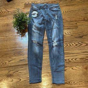 NWOT YMI Distressed Ankle Jeans